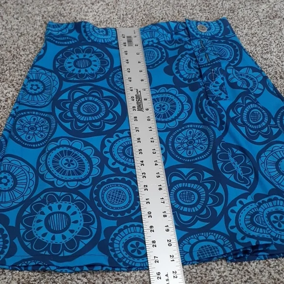 Buttoned Skirt with Pockets - Picture 10 of 10